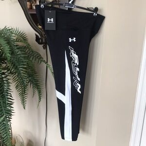 Brand New Under Armour Black & White Running Compression Leggings Capri Length